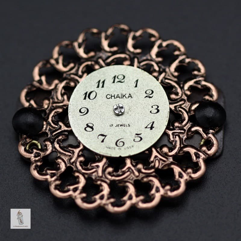 bijou de barbe Steampunk rond cadran de montre la manufacture de lady s bijoux steampunk