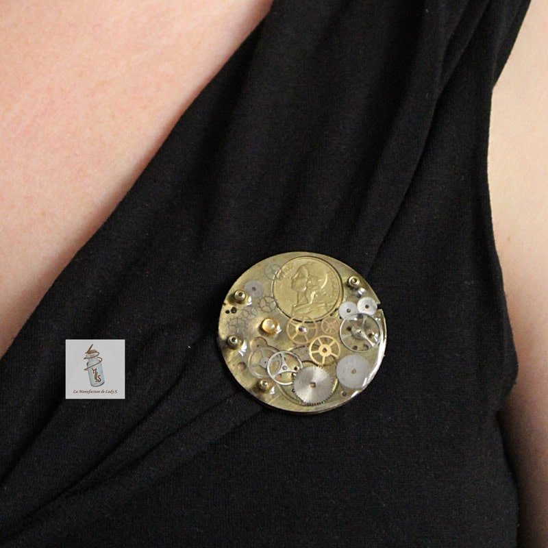 Broche Steampunk : mécanisme de montre décoré – Image 5