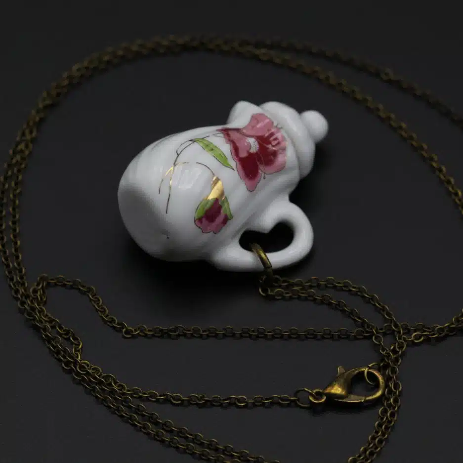 pendentif théière - l'heure du thé - la Manufacture de Lady S - bijoux steampunk
