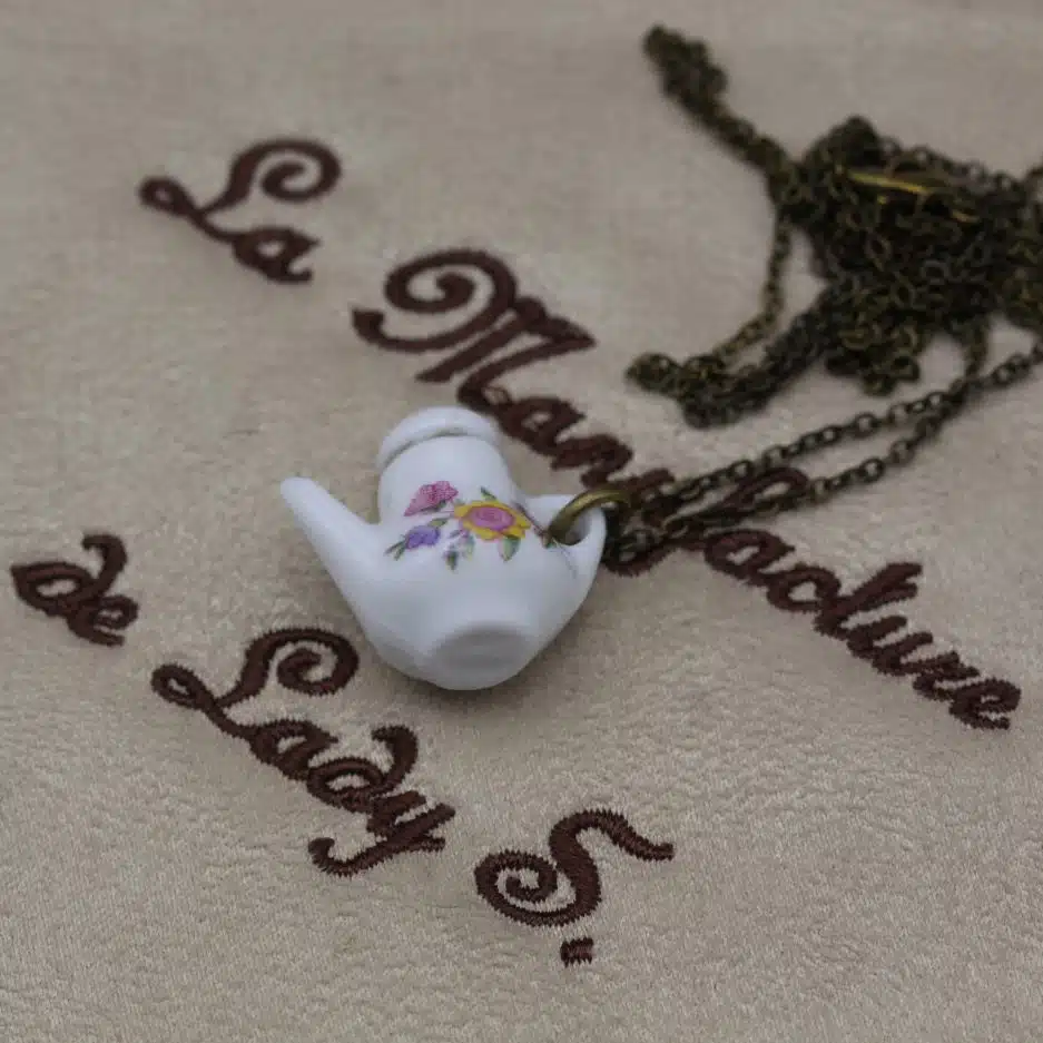 pendentif théière - l'heure du thé - la Manufacture de Lady S - bijoux steampunk