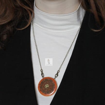 pendentif amulette Briare orange la manufacture de lady s bijoux steampunk